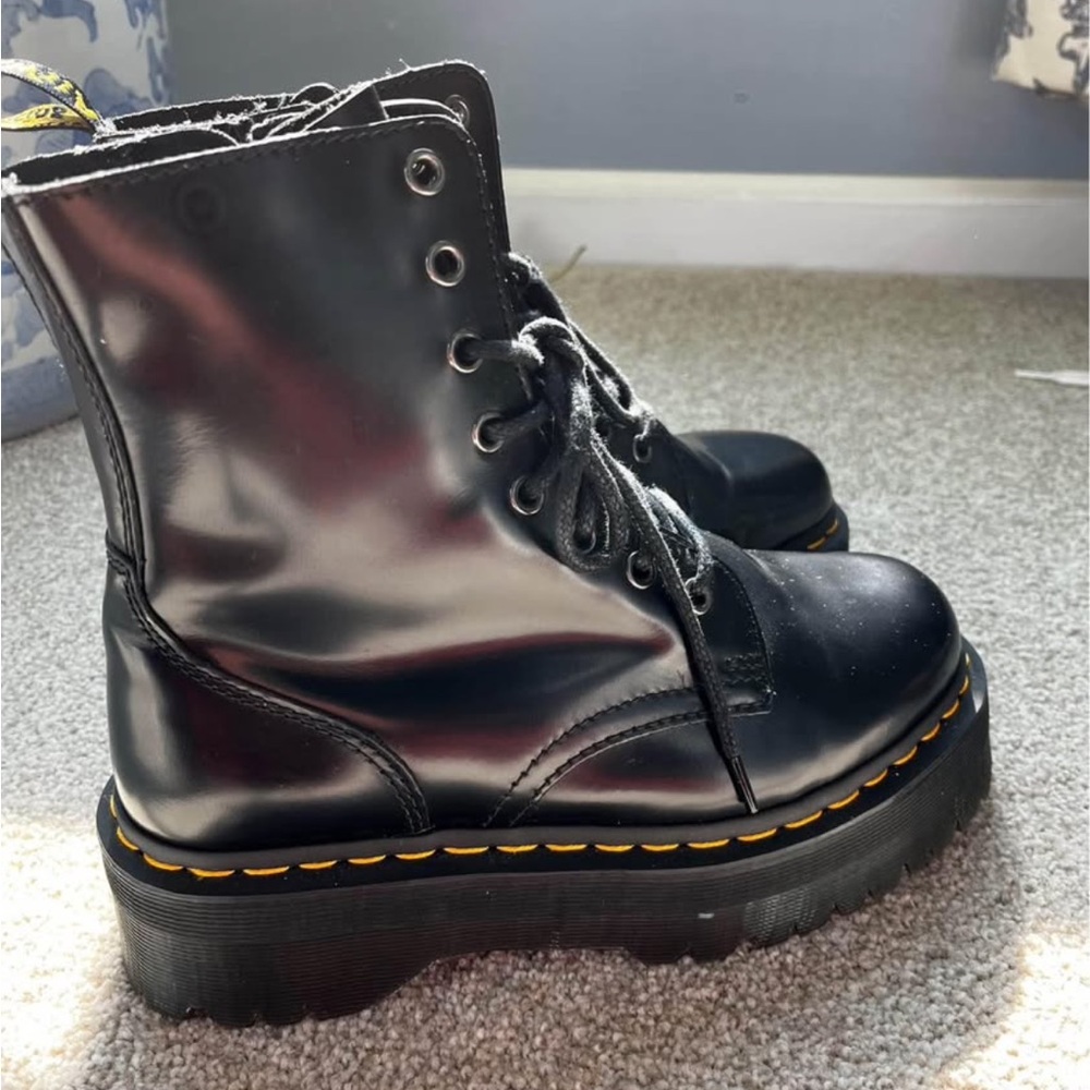 Jadon Doc Martens Platform